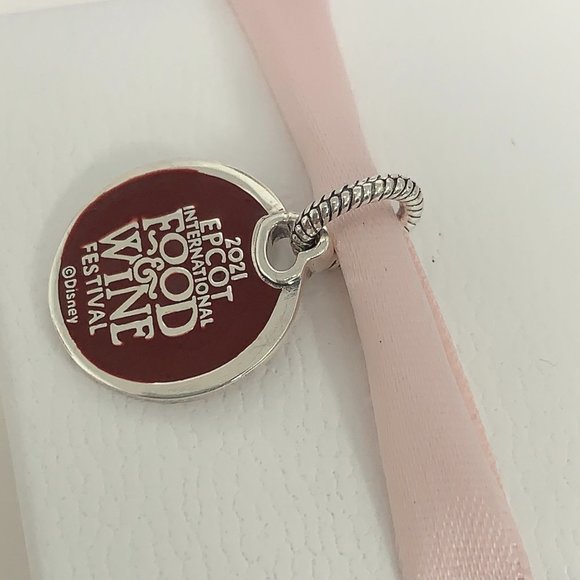 Pandora Disney International Food Festival Charm - Picture 4 of 6